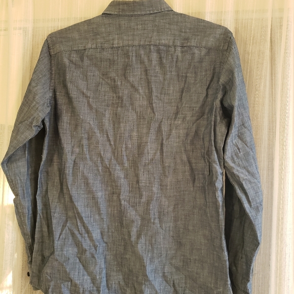 Banana Republic Button-Down Chambray Shirt - Picture 2 of 2